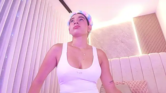 celeste moonx online show from 25, 3, 2026