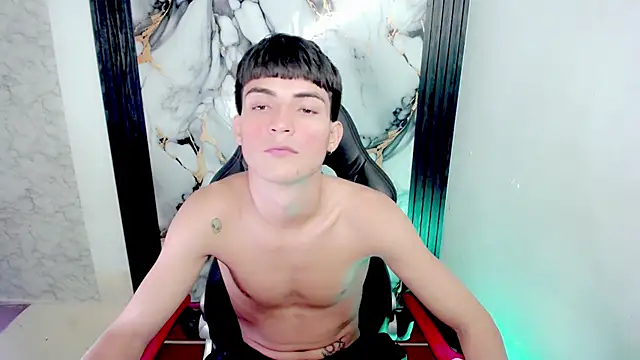 Thommy cute online show from 1, 12, 2025