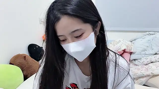Snapshot of LHeart chatting on 26, 5, 2026 LHeart online show from 26, 5, 2026