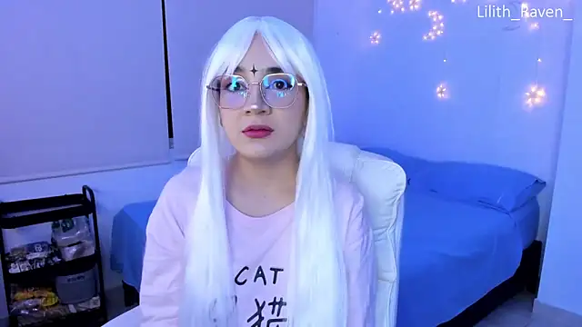 Lilith Raven  online show from 17, 9, 2025