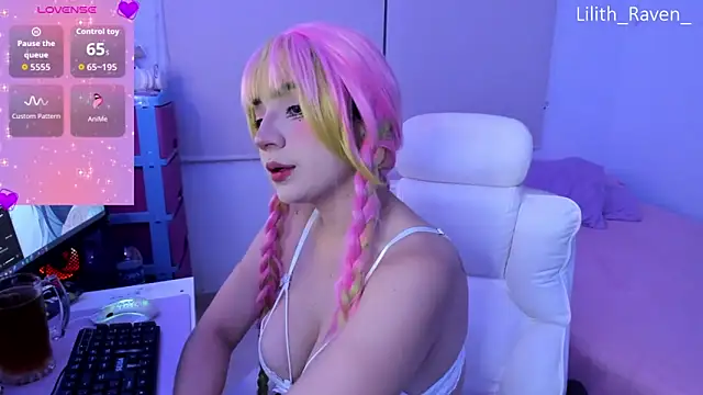 Lilith Raven  online show from 28, 11, 2025