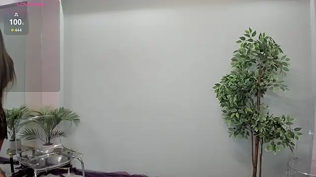 MayaHellen online show from 5, 11, 2025