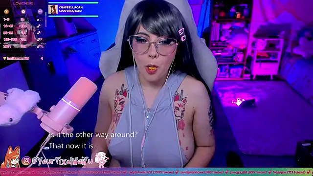 AlyssaRomanova online show from 17, 10, 2025