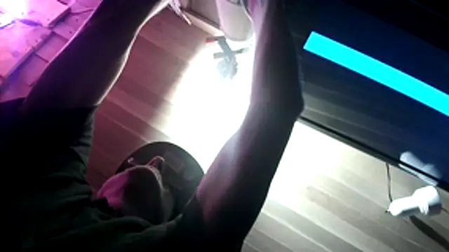 David1982qq online show from 8, 10, 2025