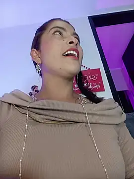 Fox Roxxan online show from 12, 2, 2026