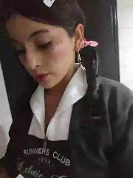 Fox Roxxan online show from 17, 4, 2026