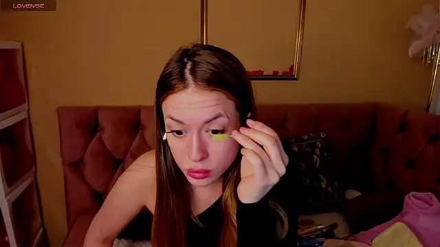 StacyWells online show from 25, 2, 2026