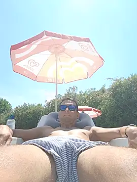 Snapshot of Alessio1987 chatting on 7, 7, 2026 Alessio1987 online show from 7, 7, 2026