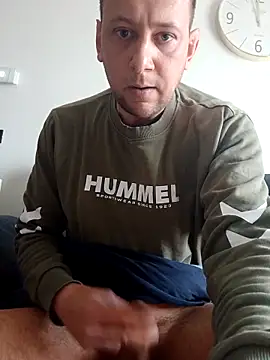 Alessio1987 online show from 28, 2, 2026