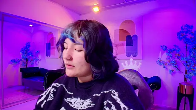 Ritsuka berry online show from 9, 4, 2026