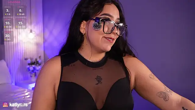 KatlynRous online show from 18, 4, 2026