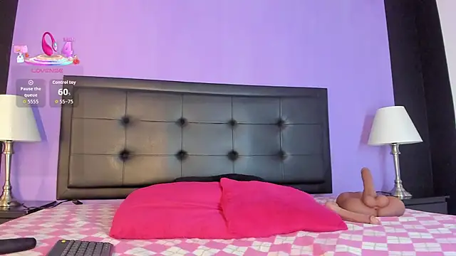 GreciaFox1 online show from 23, 4, 2026