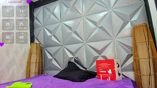 Snapshot of GreciaFox1 chatting on 25, 11, 2025 GreciaFox1 online show from 25, 11, 2025