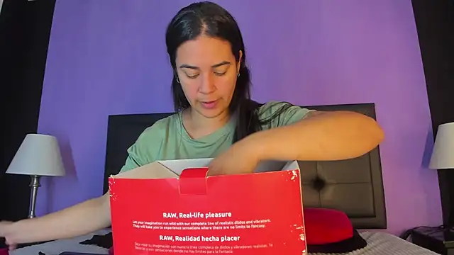 GreciaFox1 online show from 13, 4, 2026