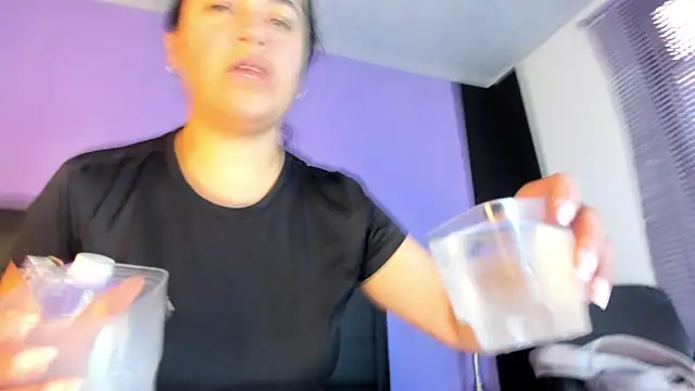 Snapshot of GreciaFox1 chatting on 9, 7, 2026 GreciaFox1 online show from 9, 7, 2026