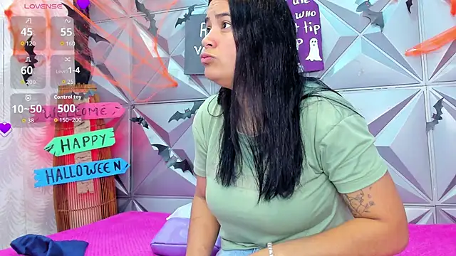 Snapshot of GreciaFox1 chatting on 31, 10, 2025 GreciaFox1 online show from 31, 10, 2025