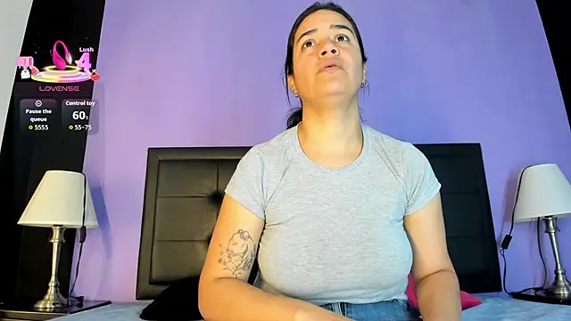 GreciaFox1 online show from 8, 5, 2026