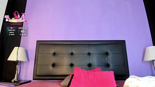 GreciaFox1 online show from 25, 5, 2026