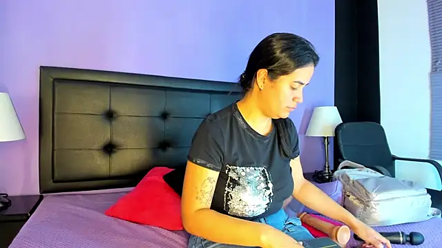 GreciaFox1 online show from 27, 4, 2026
