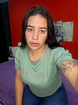 Snapshot of GreciaFox1 chatting on 14, 11, 2025 GreciaFox1 online show from 14, 11, 2025