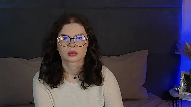 RianaRey online show from 1, 6, 2026