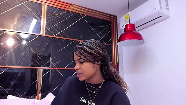 HannyThompson online show from 26, 9, 2025