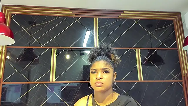 HannyThompson online show from 29, 10, 2025