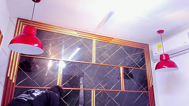 HannyThompson online show from 10, 9, 2025