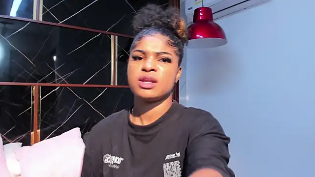 HannyThompson online show from 18, 11, 2025