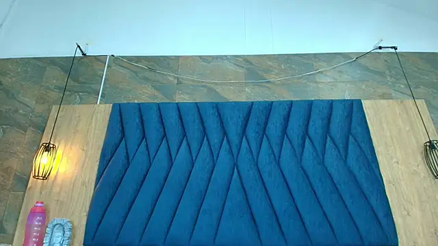 Emma Valencia 001 online show from 13, 9, 2025