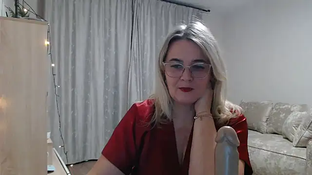 EleanoraDream online show from 5, 1, 2026