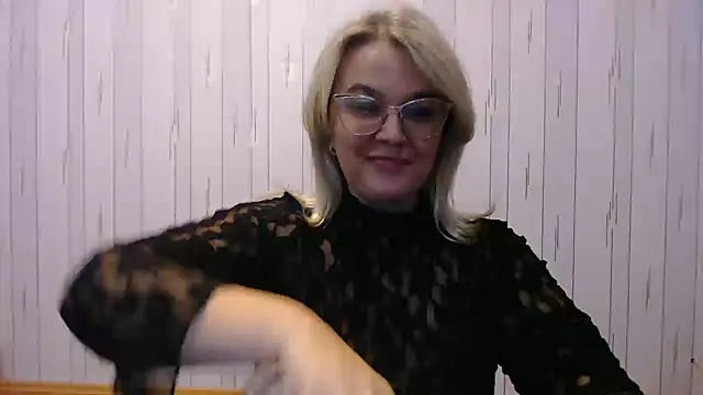 EleanoraDream online show from 14, 10, 2025