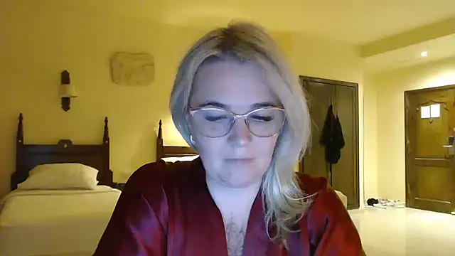 EleanoraDream online show from 4, 2, 2026