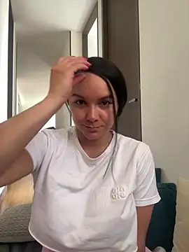 Nova Gabriela online show from 7, 11, 2025