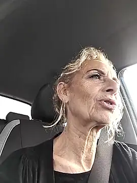 clarabell4 online show from 13, 3, 2026