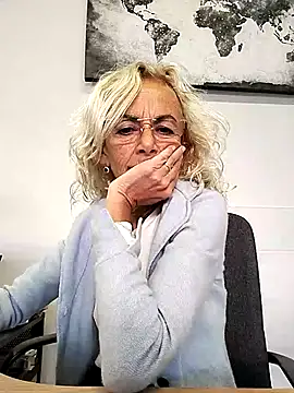 clarabell4 online show from 9, 10, 2025