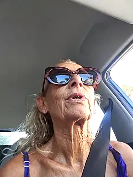 Snapshot of clarabell4 chatting on 9, 7, 2026 clarabell4 online show from 9, 7, 2026