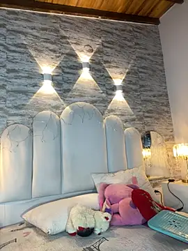 Yassy vazquez online show from 3, 12, 2025