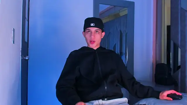 Sebax Young online show from 12, 4, 2026