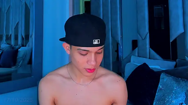 Sebax Young online show from 17, 10, 2025