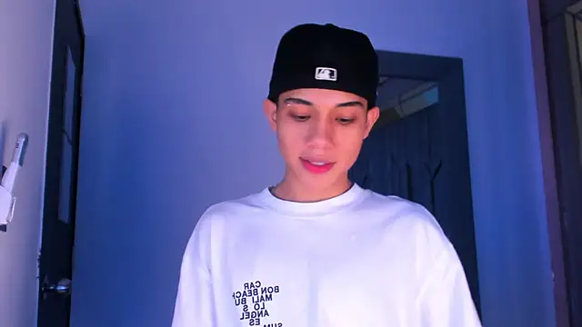 Sebax Young online show from 10, 3, 2026