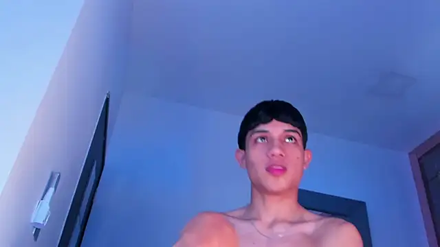 Sebax Young online show from 21, 2, 2026