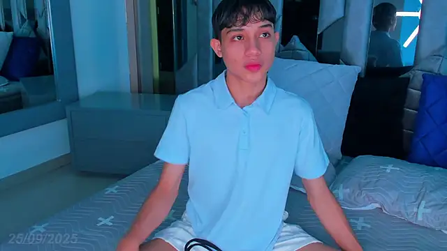 Sebax Young online show from 25, 9, 2025