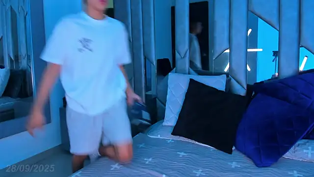 Sebax Young online show from 28, 9, 2025