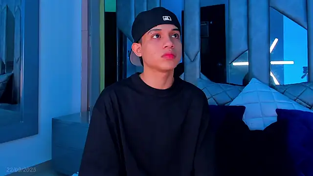 Sebax Young online show from 23, 9, 2025