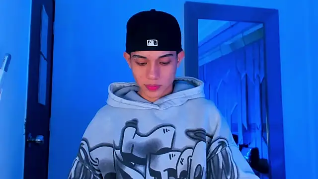 Sebax Young online show from 13, 3, 2026