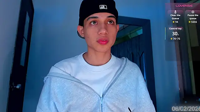 Sebax Young online show from 7, 2, 2026