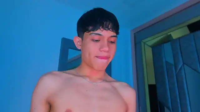 Sebax Young online show from 2, 12, 2025