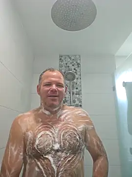 cubanitofeliz40 online show from 4, 3, 2026