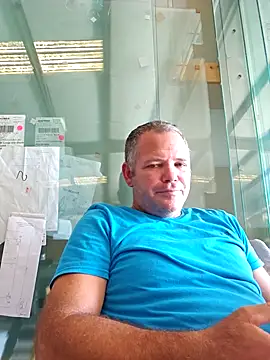 cubanitofeliz40 online show from 3, 11, 2025